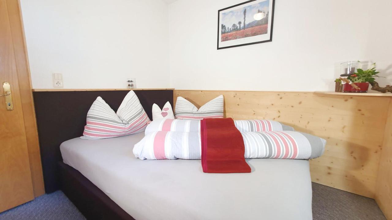 Appartements-Pension Reinstadler Prutz Bagian luar foto